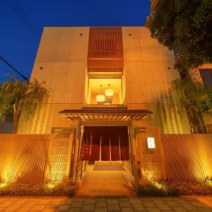 4* Hotel Waqoo Shitaderamachi